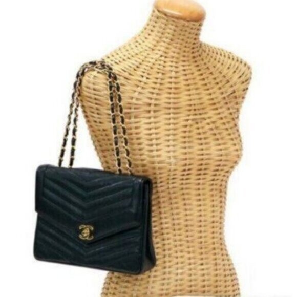 CHANEL 24K Classic Flap Bag Vintage Envelope Chevron Lambskin Leather Purse - Picture 3 of 11